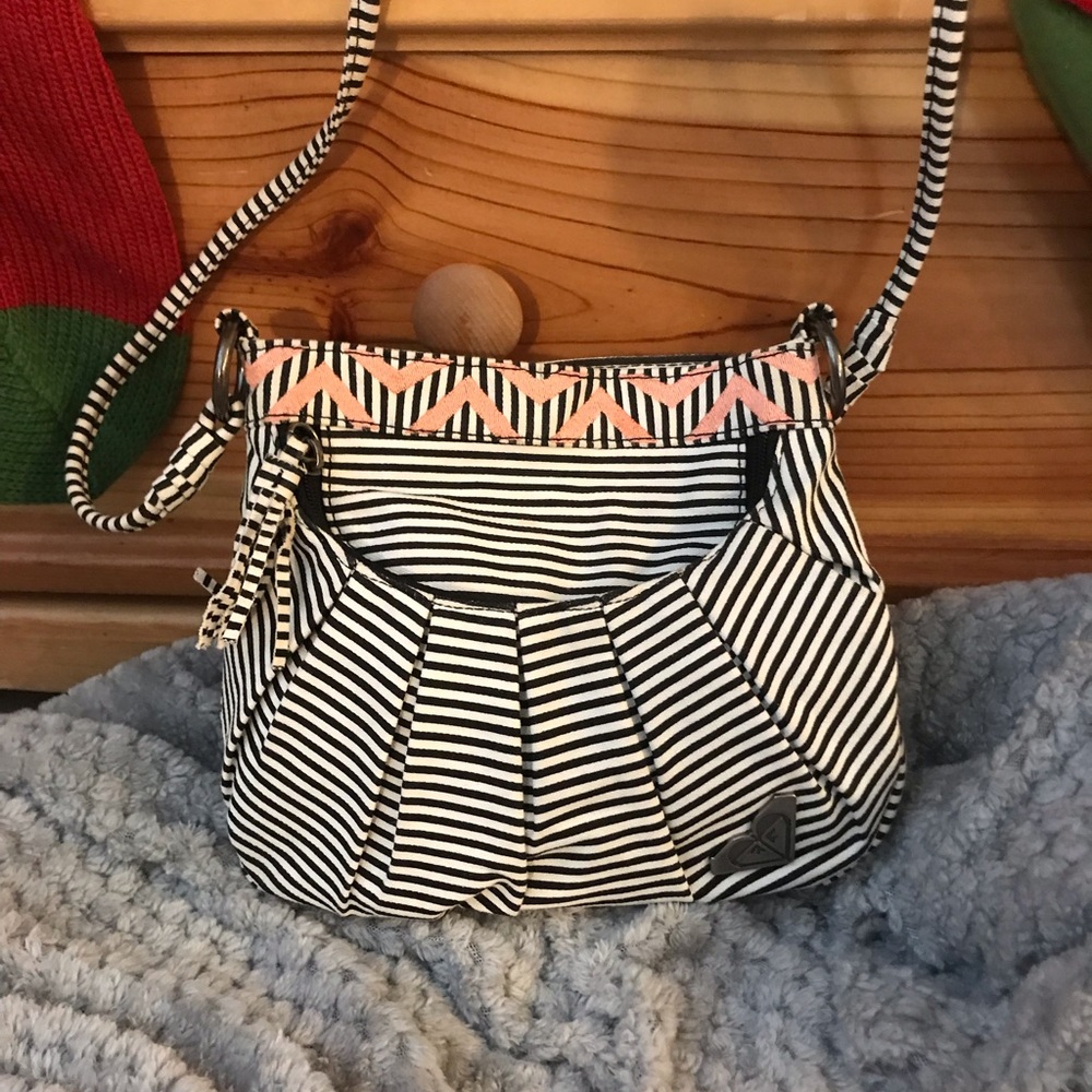NWOT Roxy crossbody bag